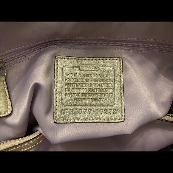 Authentic COACH Op Art tote bag canvas shoulder beige gold 16233 Large size - Picture 5 of 8